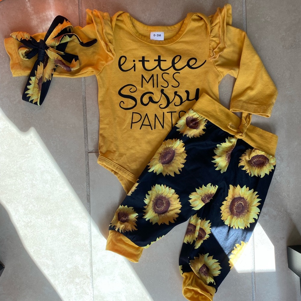 sunflower outfit